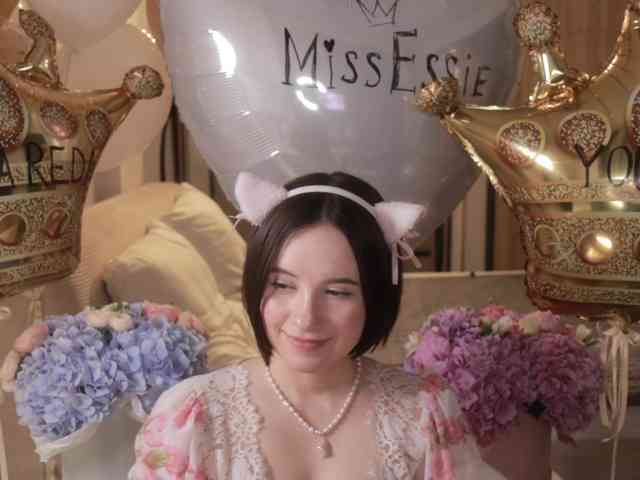 Model: MissEssie