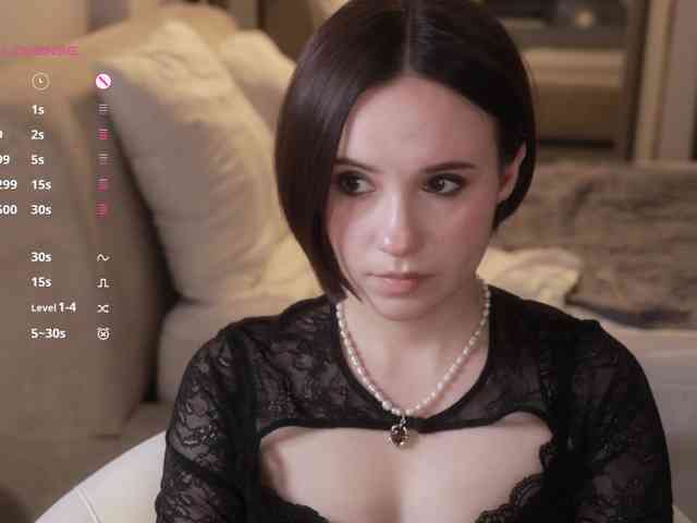 -FemaleEssence- Sex Cam Show