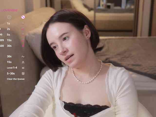 free adult chat now -FemaleEssence-