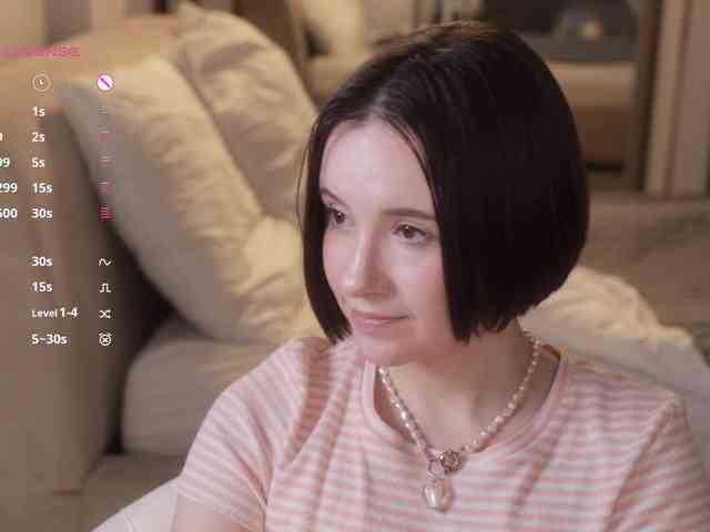 -FemaleEssence- Sex Cam Show