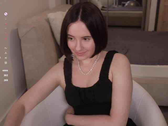 MissEssie webcam