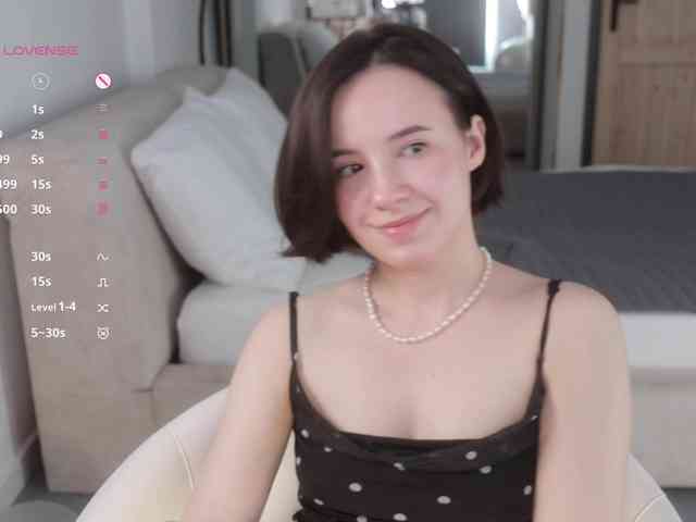 MissEssie webcam