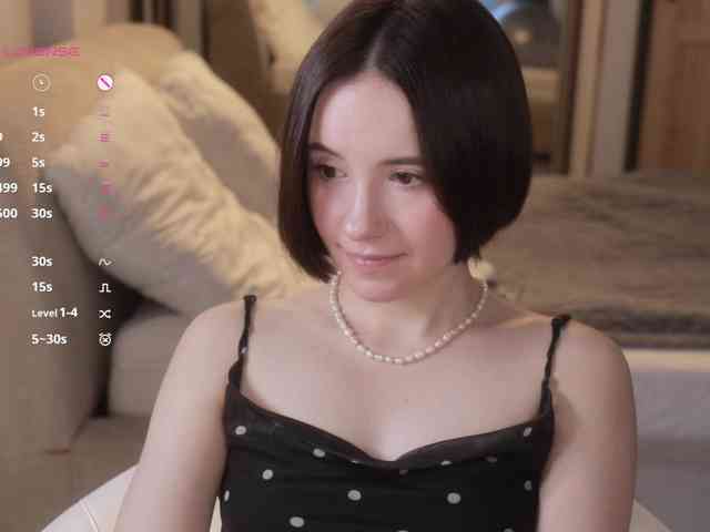 -FemaleEssence- Sex Cam Show