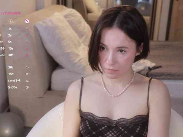 -FemaleEssence- Sex Cam Show