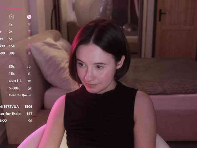 MissEssie webcam
