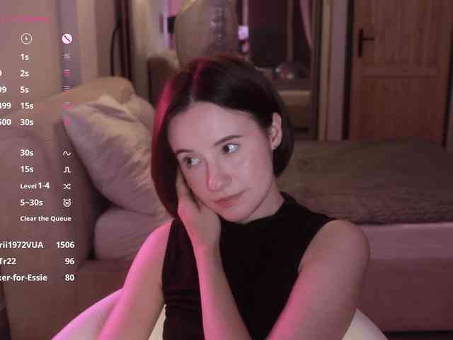 MissEssie webcam