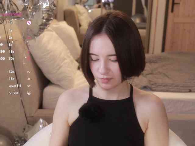 MissEssie webcam