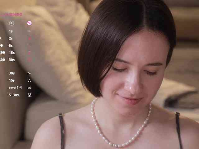 -FemaleEssence- -FemaleEssence-