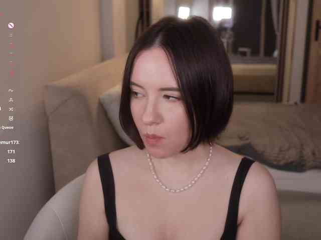 MissEssie webcam