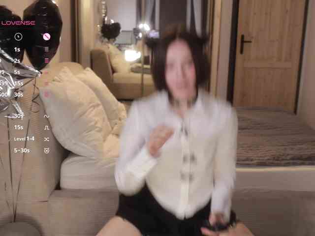 MissEssie webcam