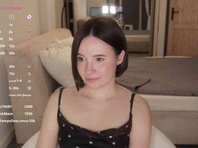 MissEssie webcam