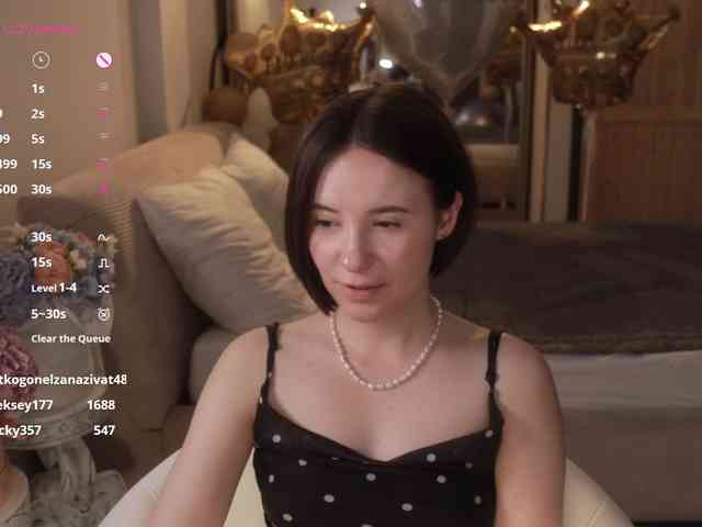 MissEssie webcam