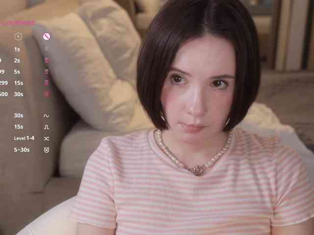 -FemaleEssence- Sex Cam Show