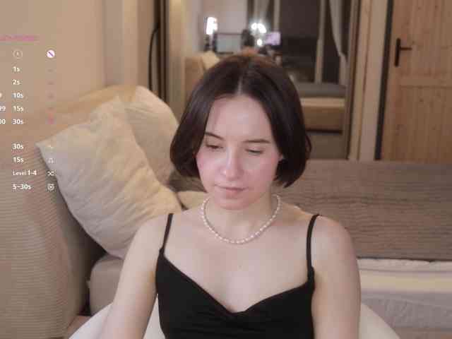 -FemaleEssence- -FemaleEssence-