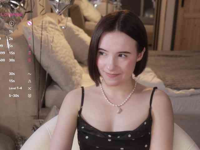 MissEssie webcam