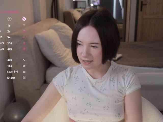 MissEssie webcam