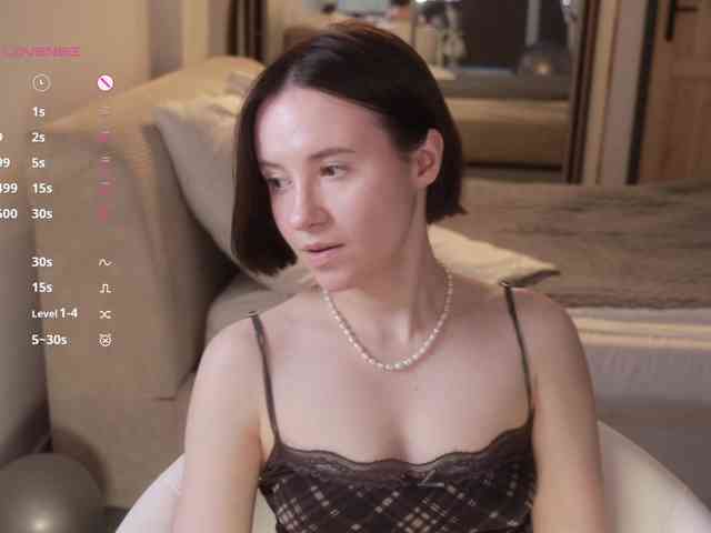-FemaleEssence- Sex Cam Show
