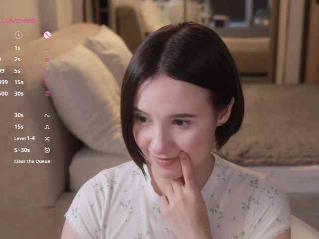 -FemaleEssence- Sex Cam Show