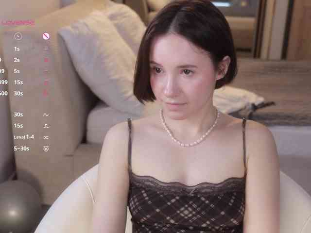 -FemaleEssence- Sex Cam Show