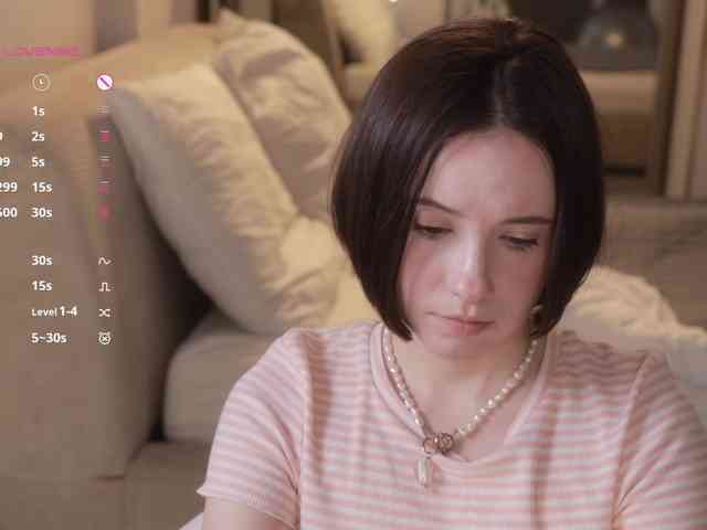 -FemaleEssence- Sex Cam Show