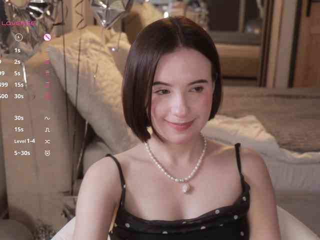 MissEssie webcam