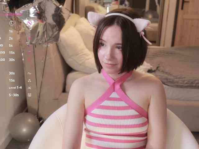 -FemaleEssence- Sex Cam Show