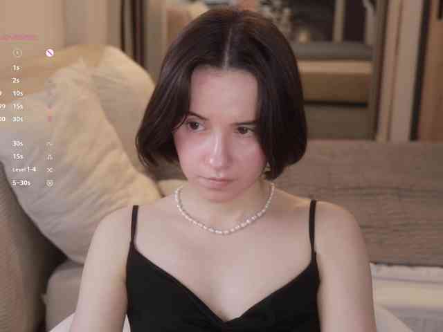 -FemaleEssence- -FemaleEssence-