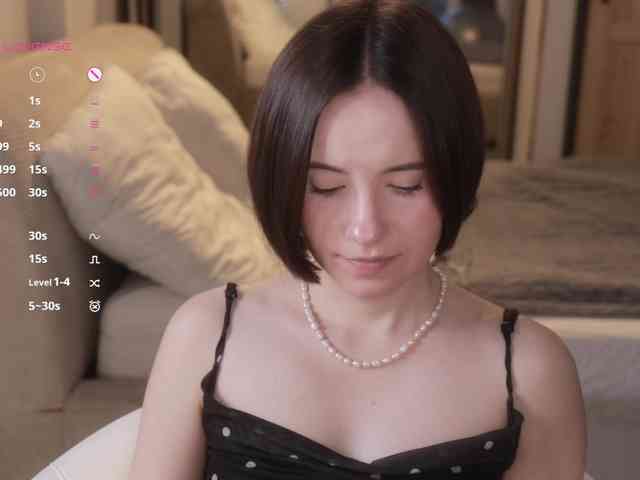MissEssie webcam
