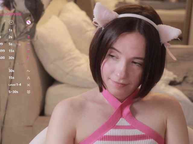 -FemaleEssence- Sex Cam Show