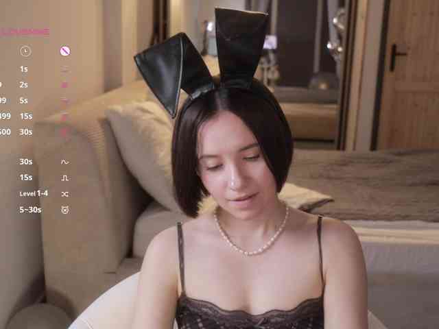 -FemaleEssence- Sex Cam Show
