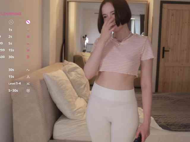 -FemaleEssence- Live Webcam on BongaCams