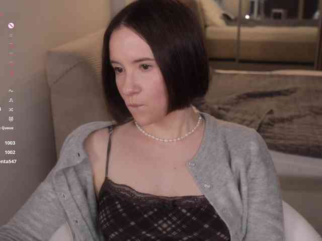 MissEssie webcam