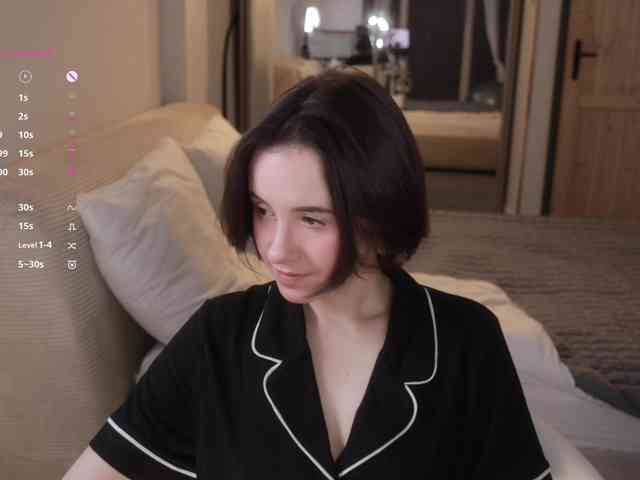 MissEssie webcam