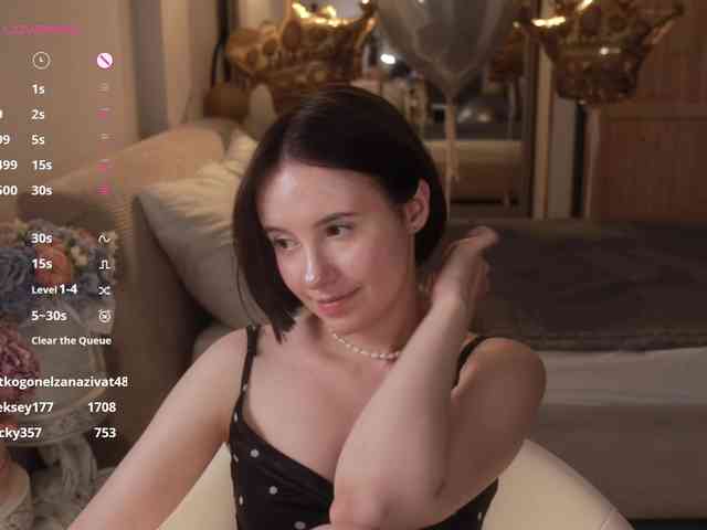 MissEssie webcam
