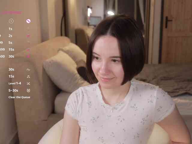 free adult chat now -FemaleEssence-