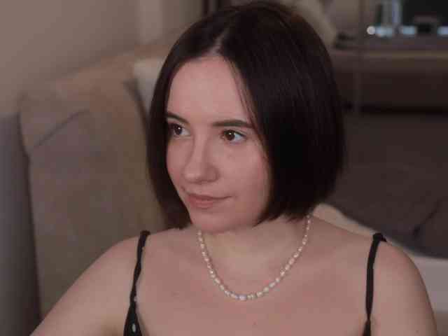 MissEssie webcam
