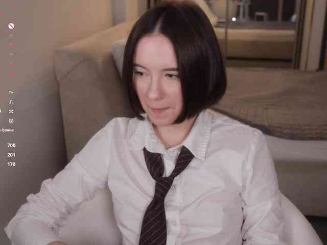 MissEssie webcam