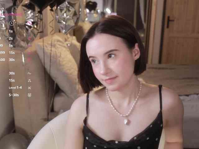 MissEssie webcam