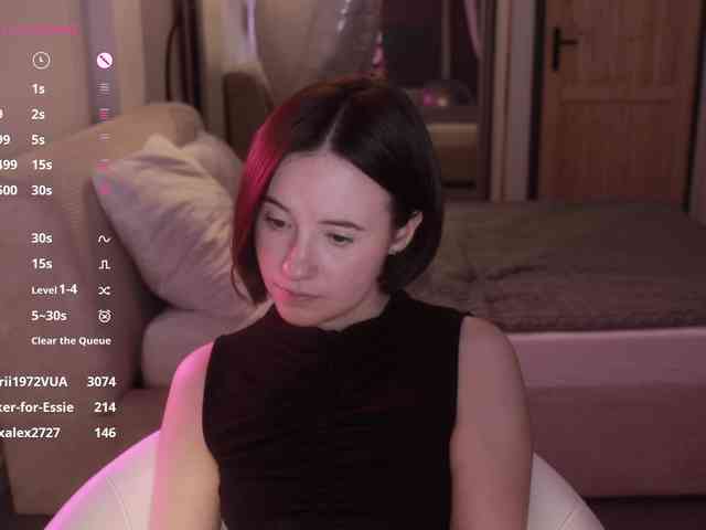 MissEssie webcam