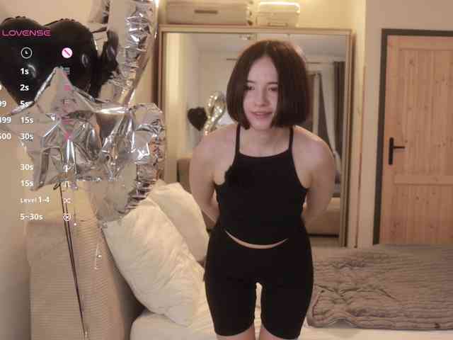 MissEssie webcam