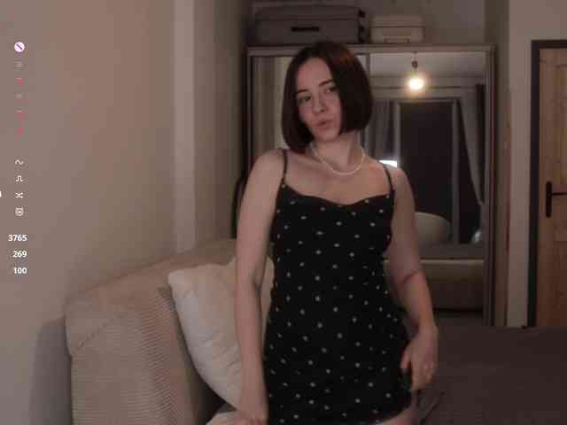 MissEssie webcam