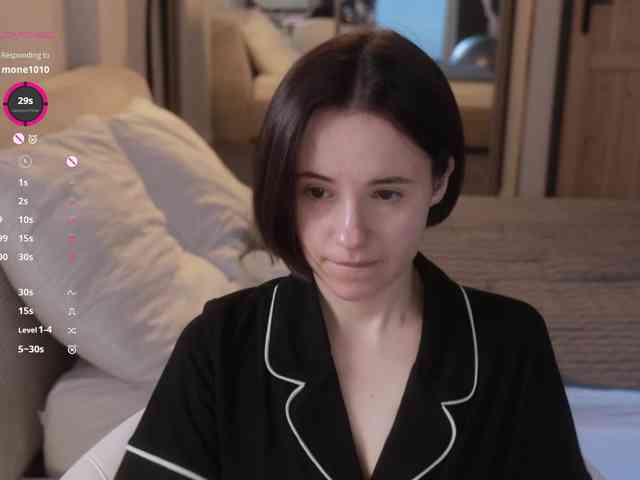 MissEssie webcam