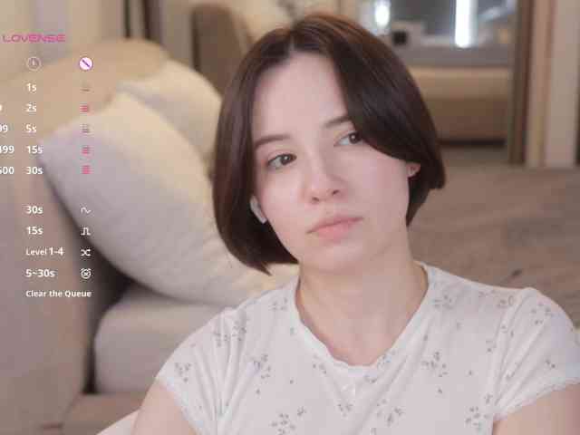 Модель: MissEssie