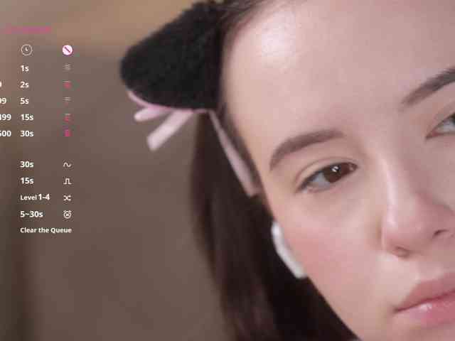 -FemaleEssence-