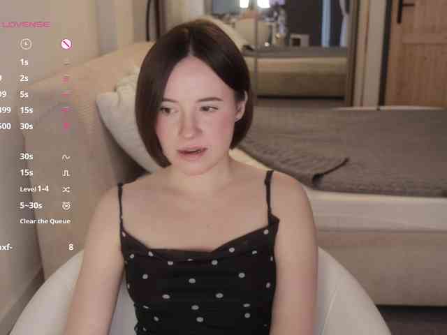MissEssie webcam