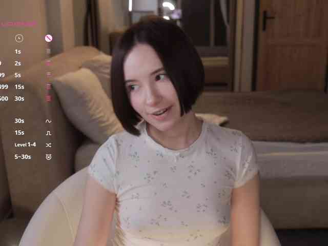 MissEssie webcam