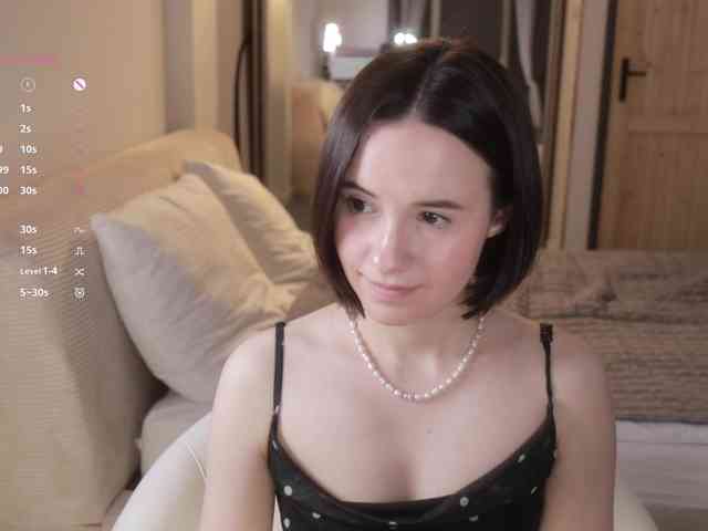 -FemaleEssence- Live Webcam on BongaCams