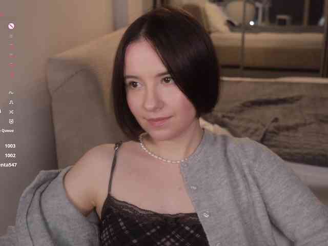 MissEssie webcam