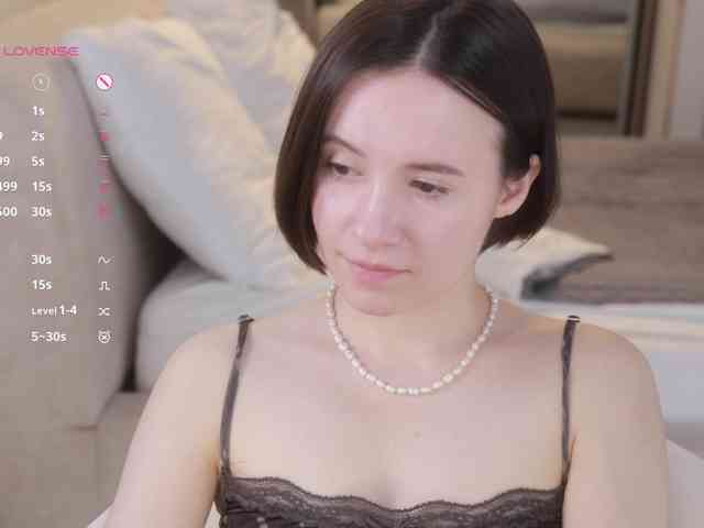 -FemaleEssence- Sex Cam Show