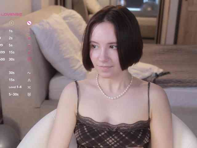 -FemaleEssence-